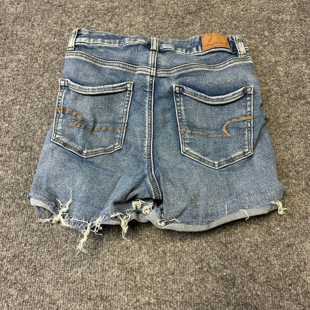American Eagle Denim Shorts Womens Size 8 Blue Distressed Viscose High Rise